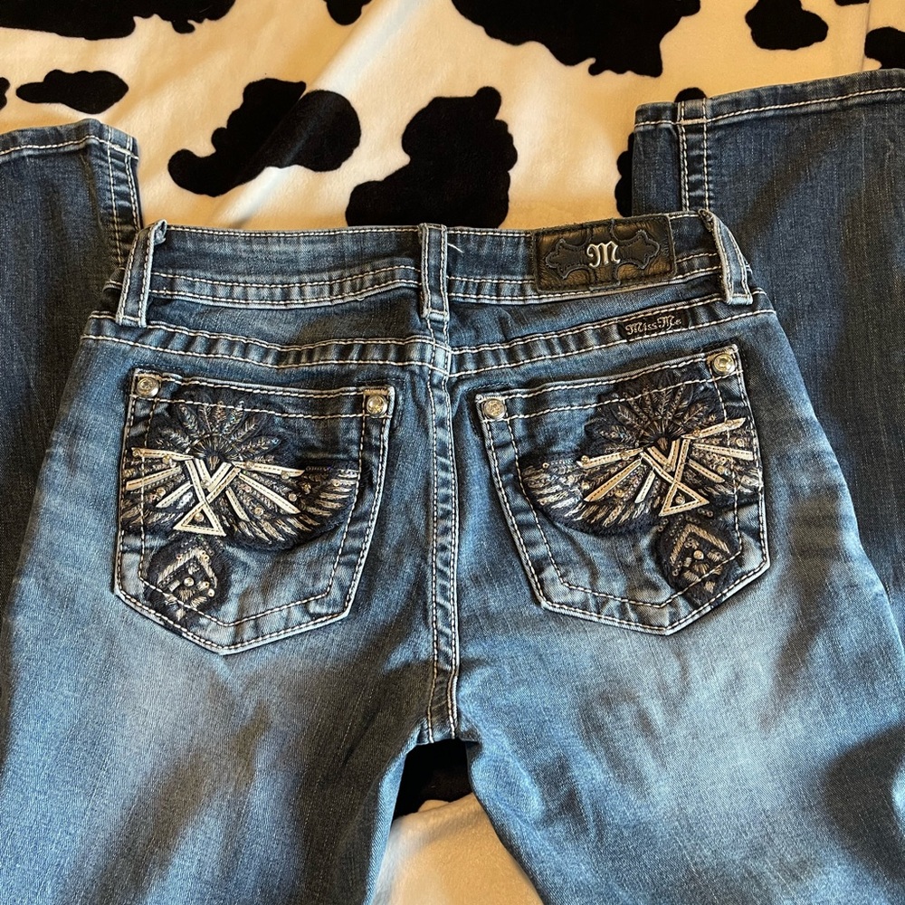 EUC Womens Miss Me Straight Jeans